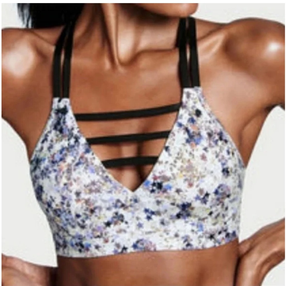 NWOT Victoria Secret Sports Bra Large